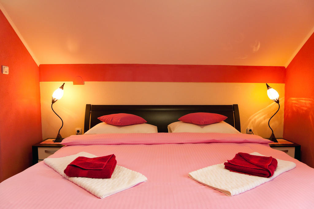Apartments Tratincica Selište Drežničko Chambre photo
