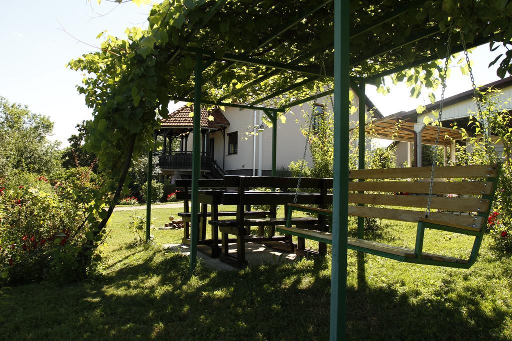 Apartments Tratincica Selište Drežničko Extérieur photo